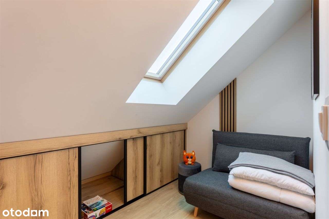 Kameralny lokal z dwiema sypialniami-8