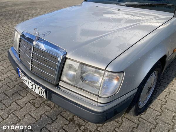 Mercedes-Benz W124 (1984-1993) - 25