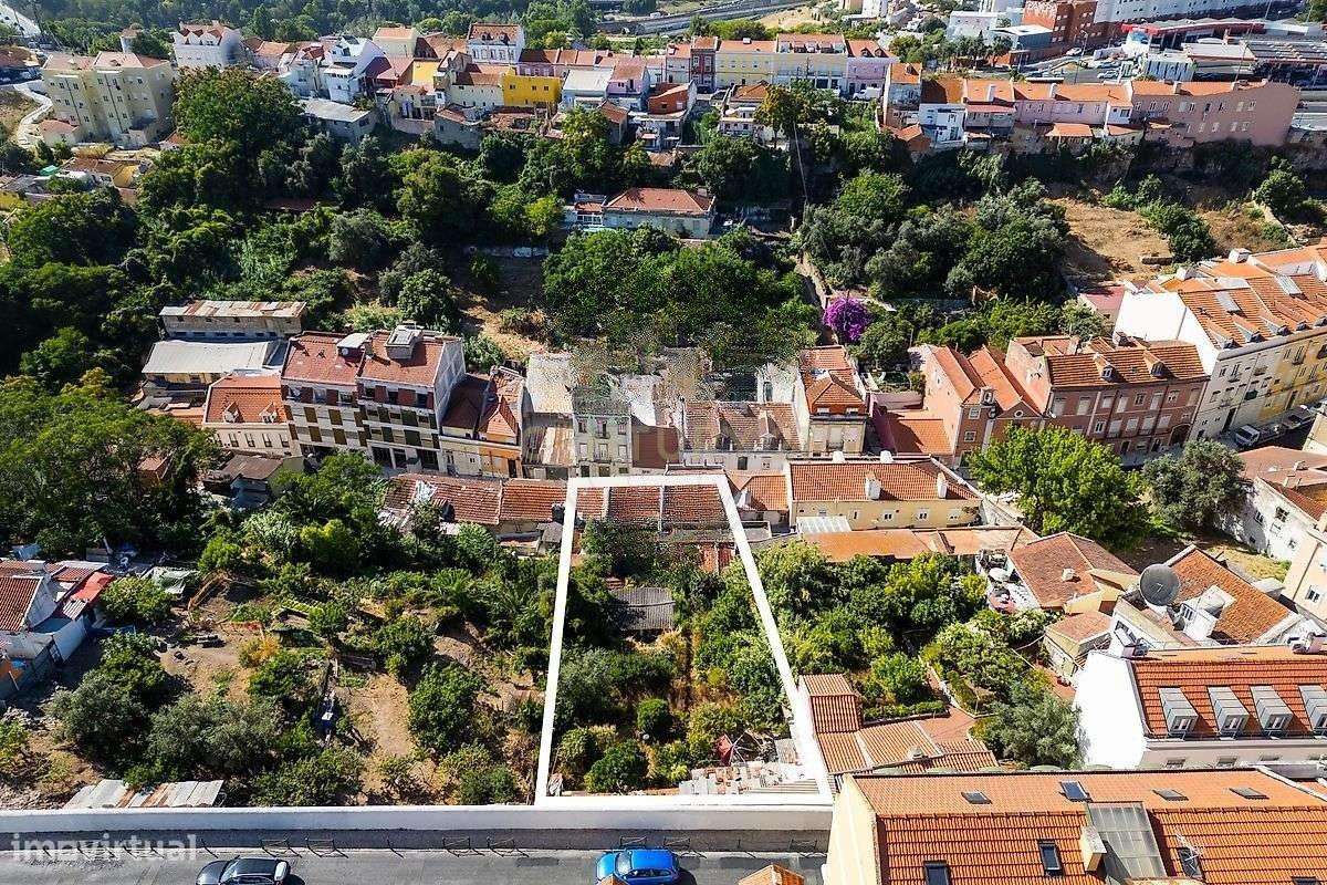 PRÉDIO DEVOLUTO PARA VENDA | PIP APROVADO | CAMPOLIDE-33