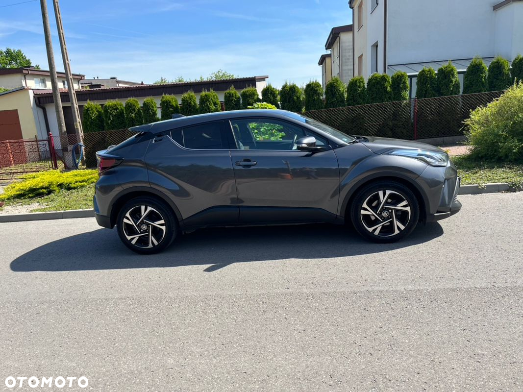 Toyota C-HR Hybrid Style - 4