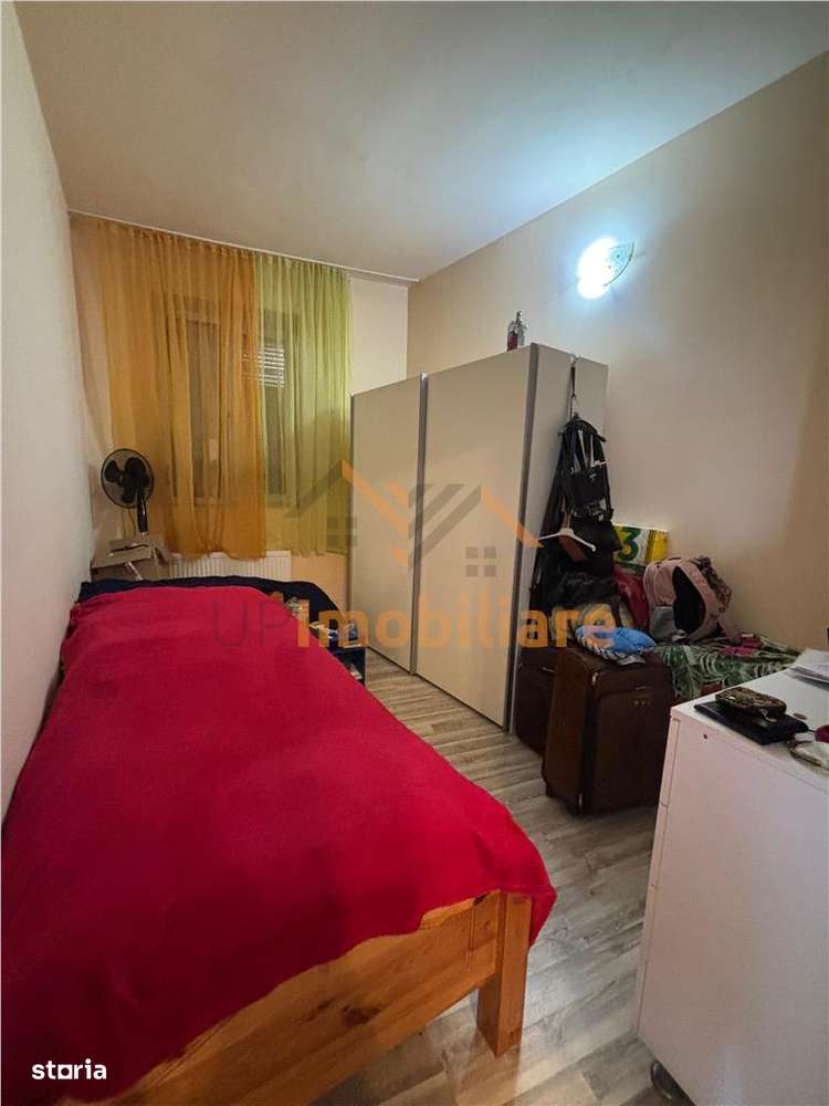 CASA CENTRALA CURTE INDIVIDUALA  3 CAMERE - Imagine principală: 5/17