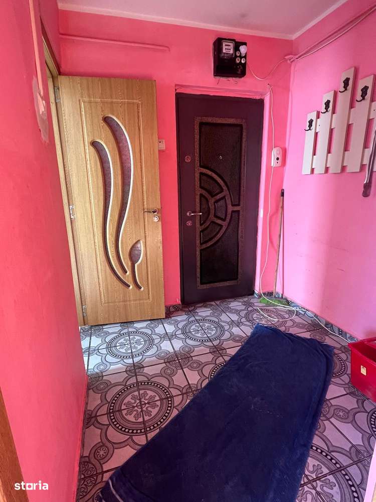 VAND 2 CAMERE M40 stradal bl-L ET 4 PRET 40.000 EURO-0