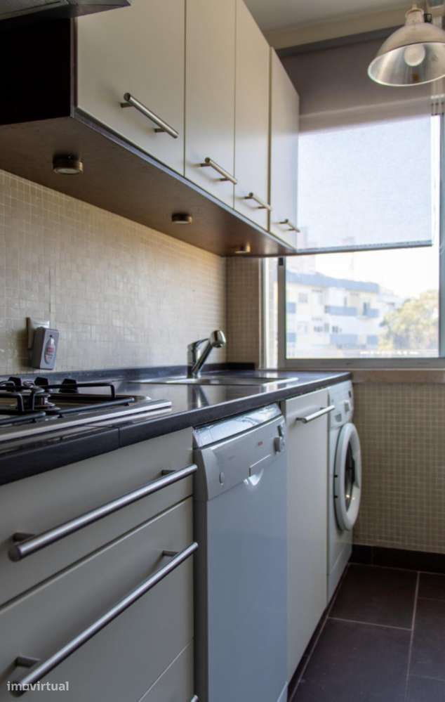 Quarto - localizado em Benfica Lisbon - Grande imagem: 4/10