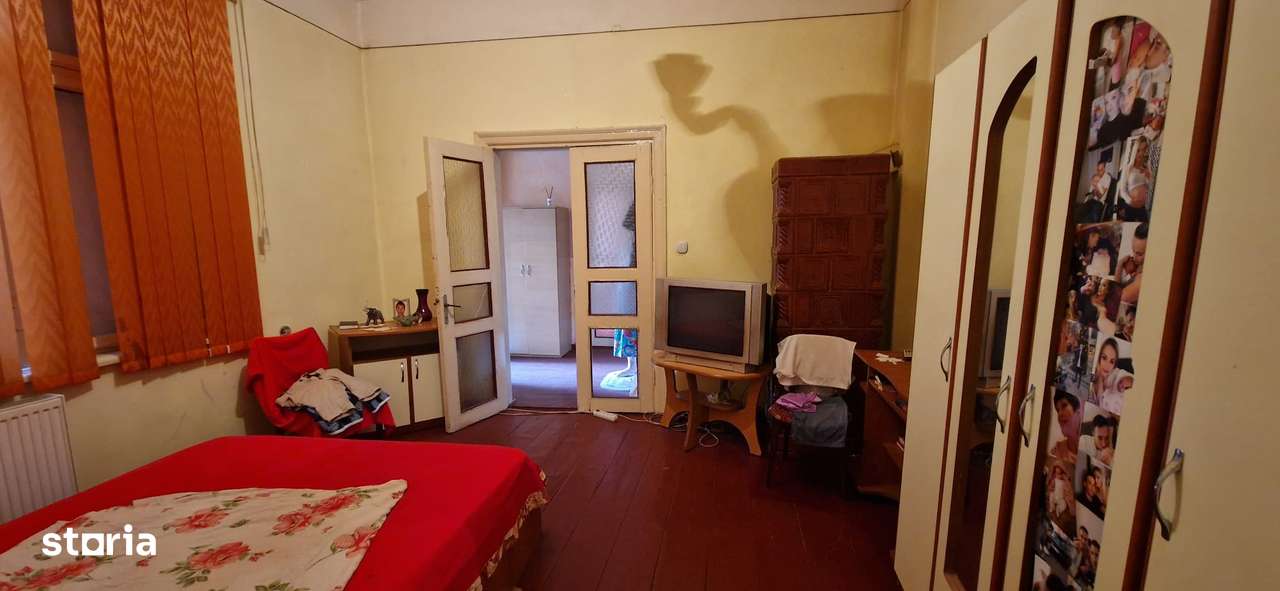 Casa 3 camere+bucatarie, beci + garsoniera, zona Casa de cultura!!!-17