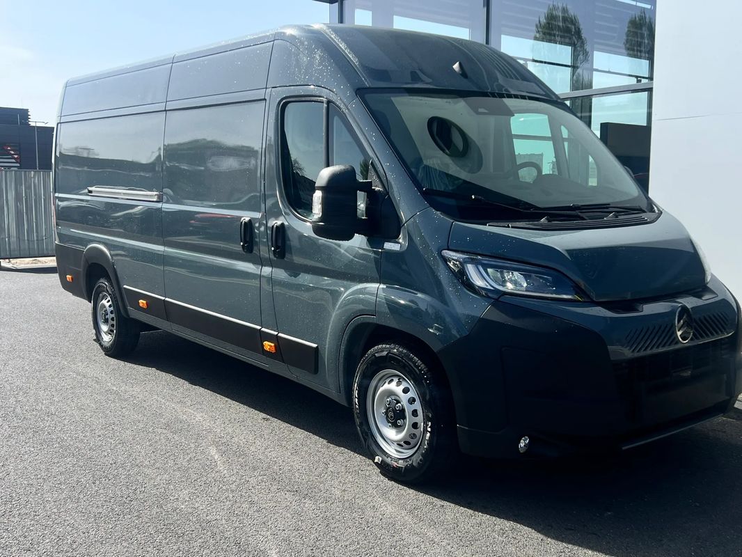 Nowy Citroën Jumper L4H2 2.2 BlueHDi 180 EAT8