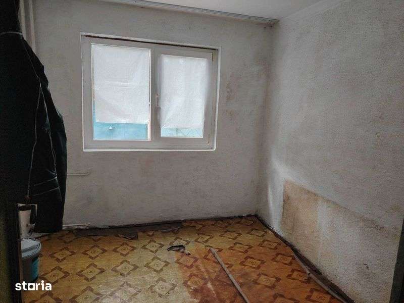 De vanzare apartament cu 3 camere, Giurgiu -Tineretului - Imagine principală: 5/6