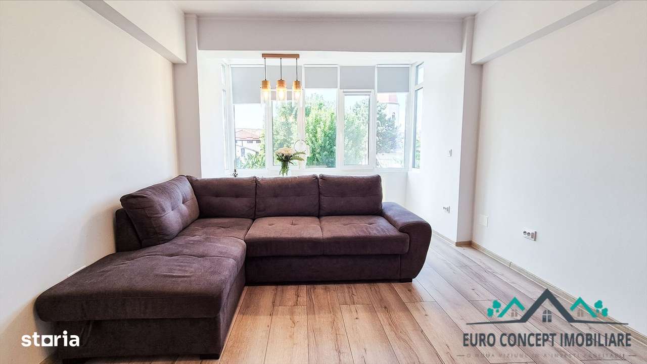 Apartament de vânzare cu 2 camere - zonă centrală-6