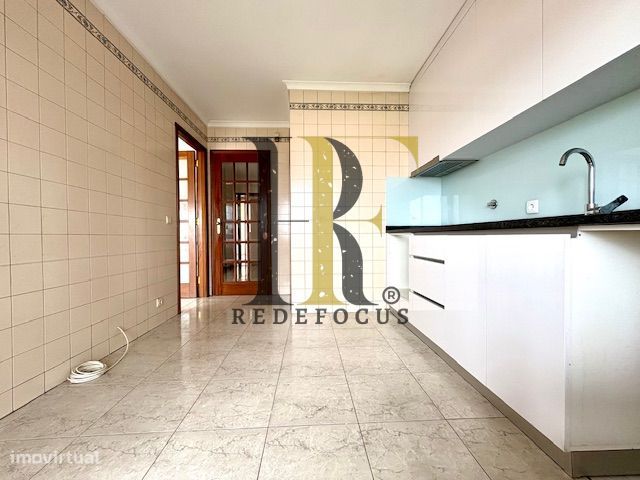 Apartamento T3 no Centro de Santa Maria de Lamas-13