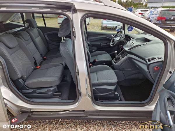 Ford Grand C-MAX - 21