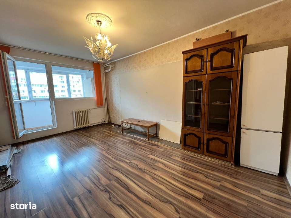 Bucur Obor- metrou la 1 min, 2 camere decomandat,-1