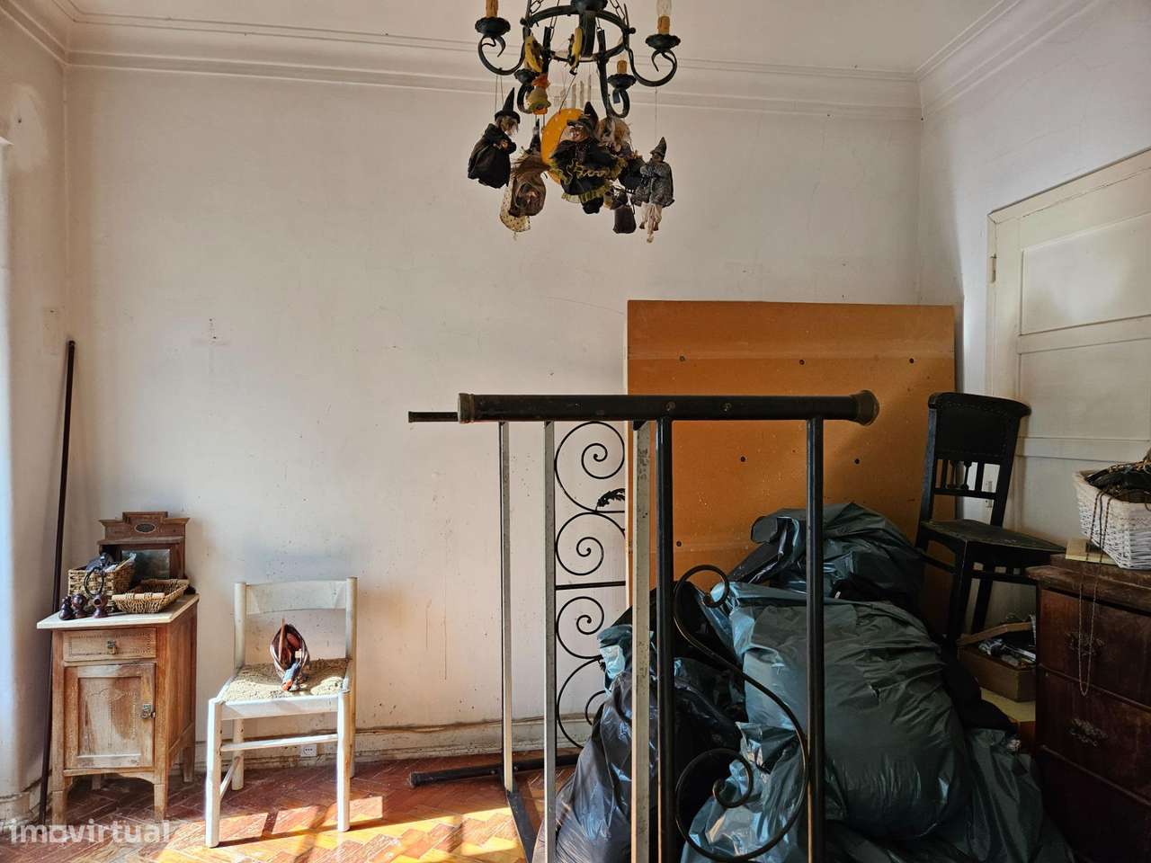 Oportunidade - Apartamento T3 à Praça Paiva Couceiro, Penha de...-9