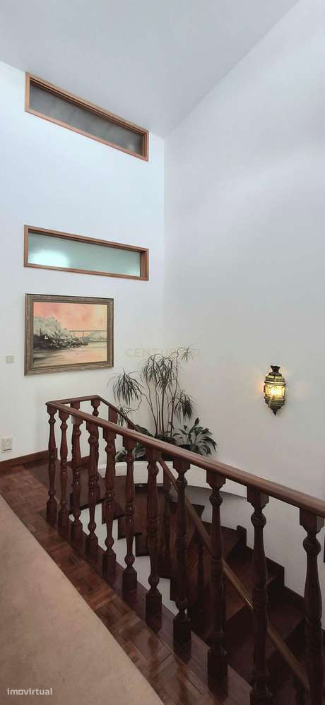 Moradia T6 (ou T4+T2) em Vila Nova de Gaia - Vilar do Paraíso-16