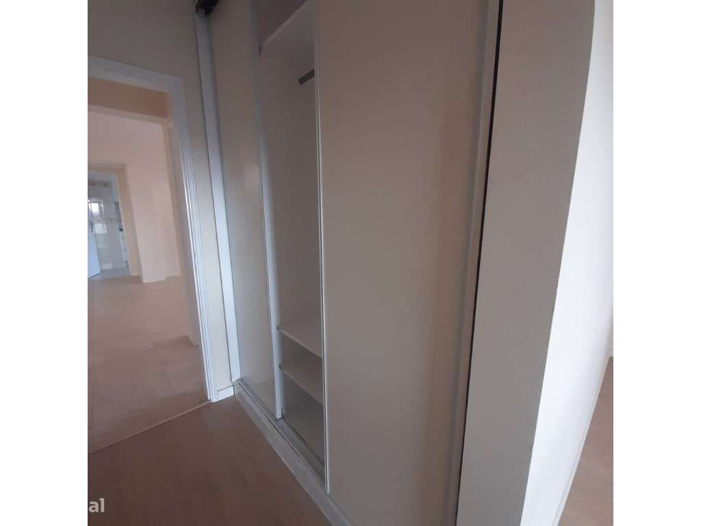 Apartamento T2 - Tapada das Mercês-8