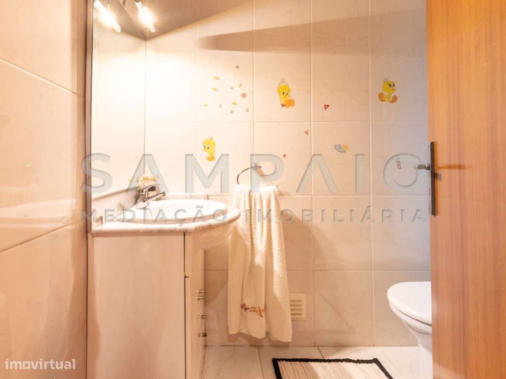 Apartamento T2 S. Cosme/Av. da Conduta!-13