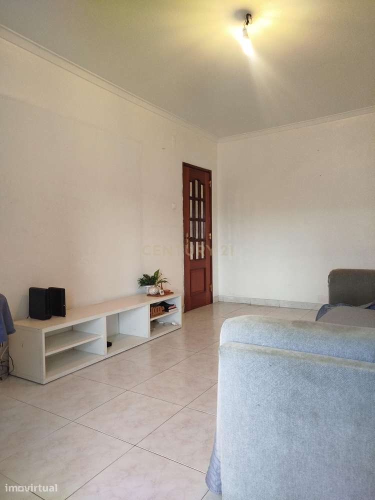 Apartamento T2 em Alto do Seixalinho, Barreiro-8