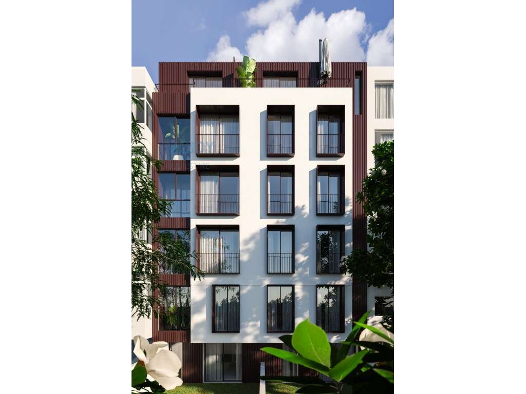 Brito Capelo 76 - Grande imagem: 2/16