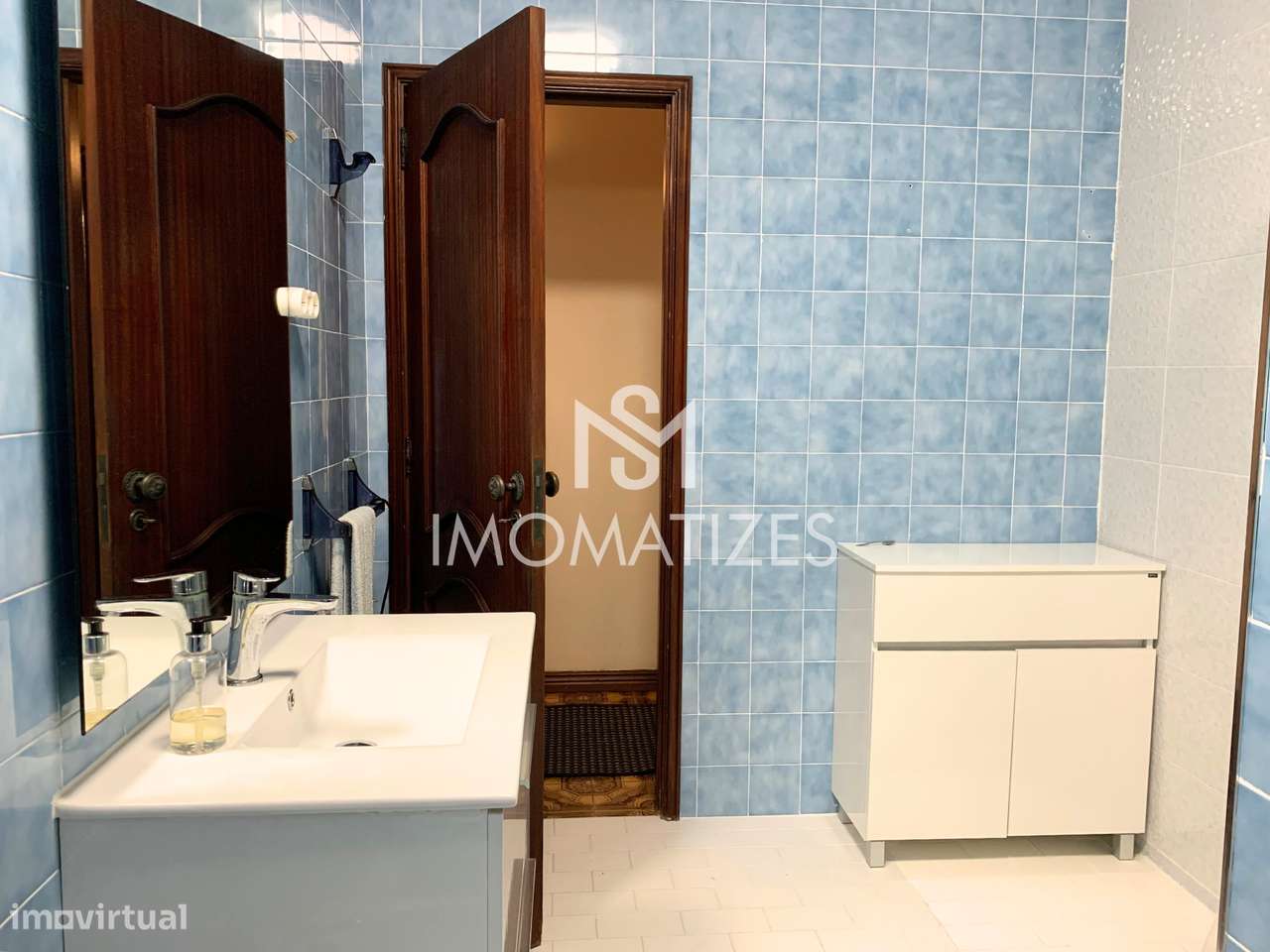 Moradia Bifamiliar T3 + T1 em São Romão do Coronado-12