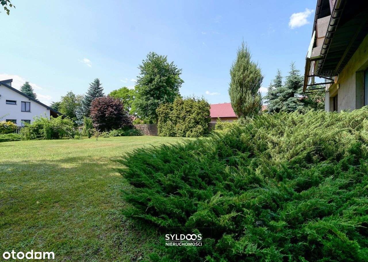 Kryspinów działka z dużym domem pod inwestycję-14