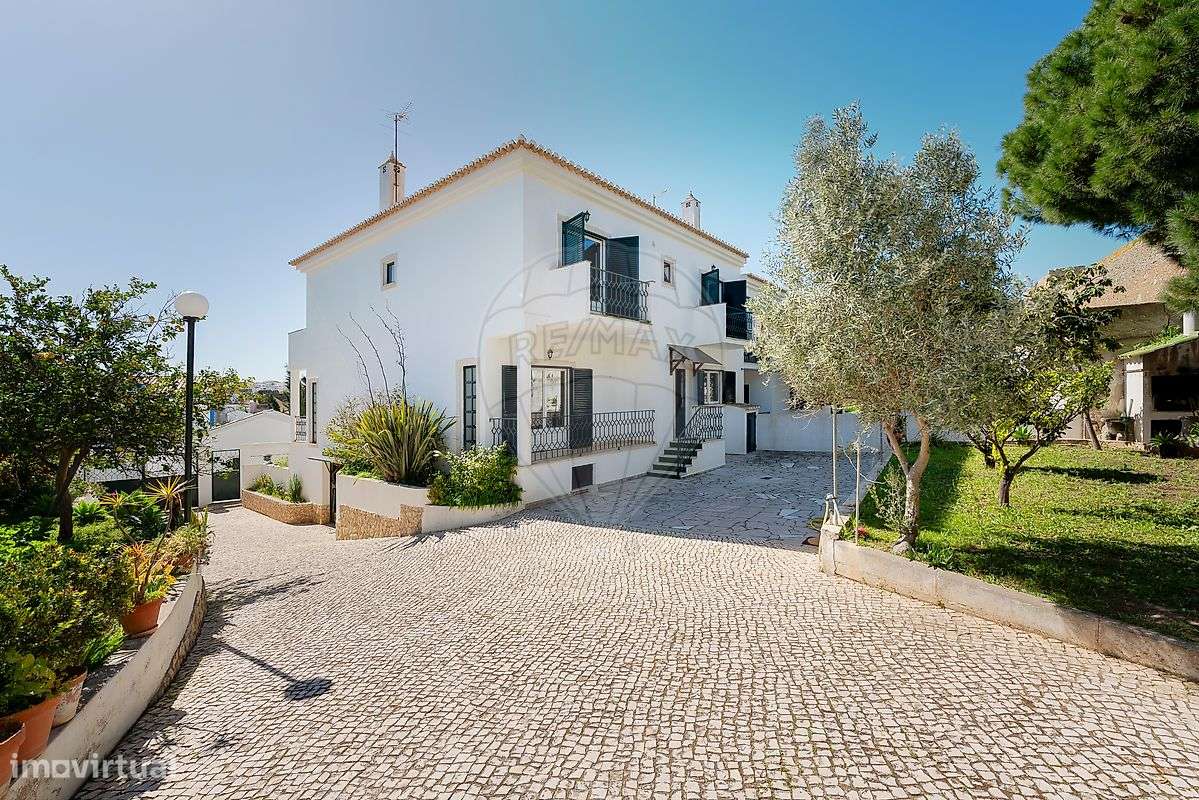 Moradia T5 para venda-40