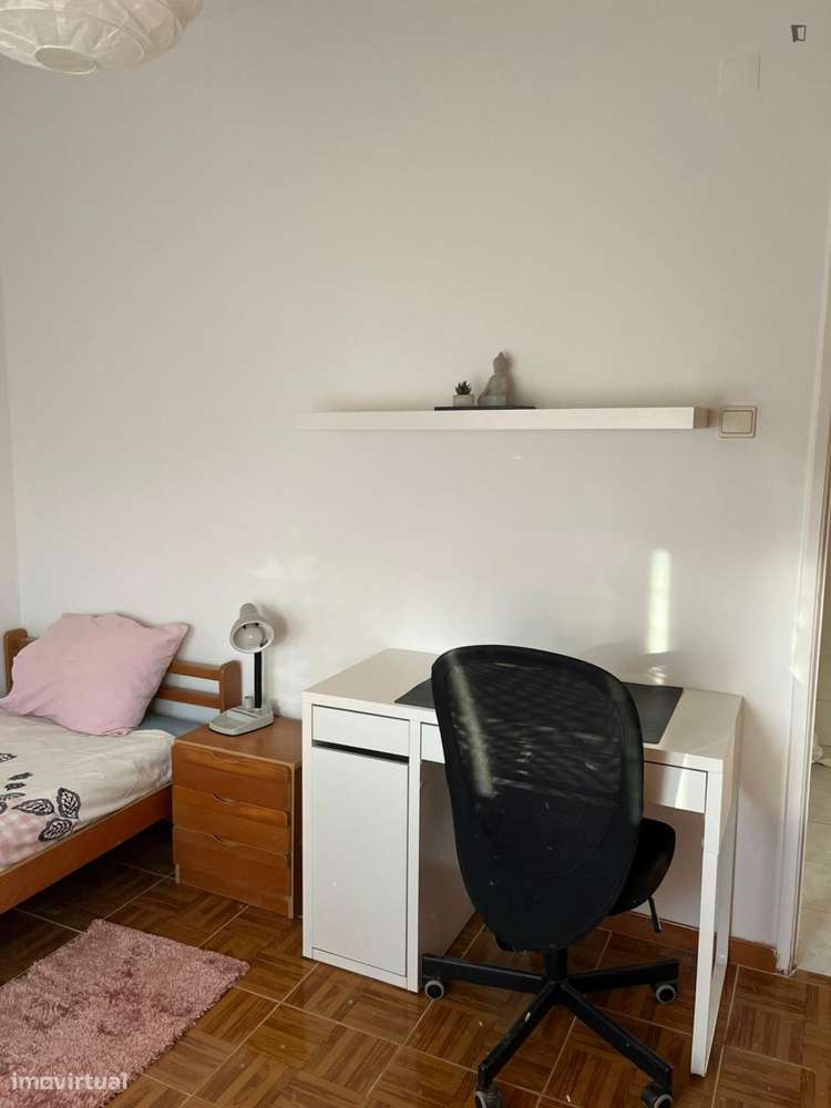 Quarto - localizado em Setubal - Grande imagem: 5/9