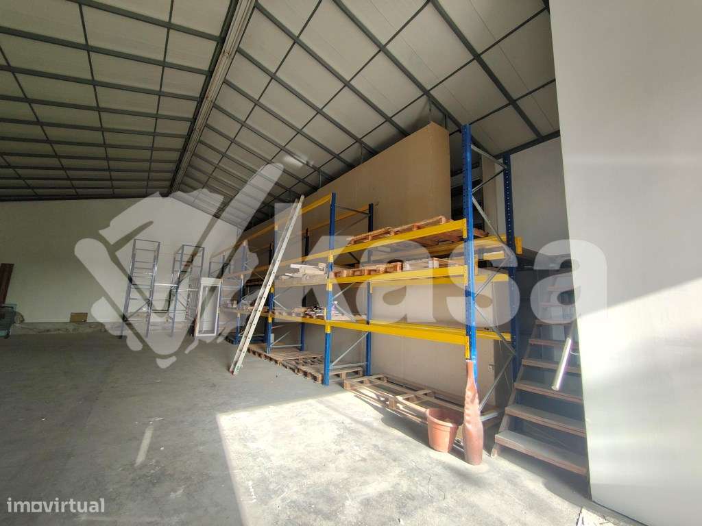 Armazém 250 m² - Excelente Localização e Pronto a Usar - Grande imagem: 5/13