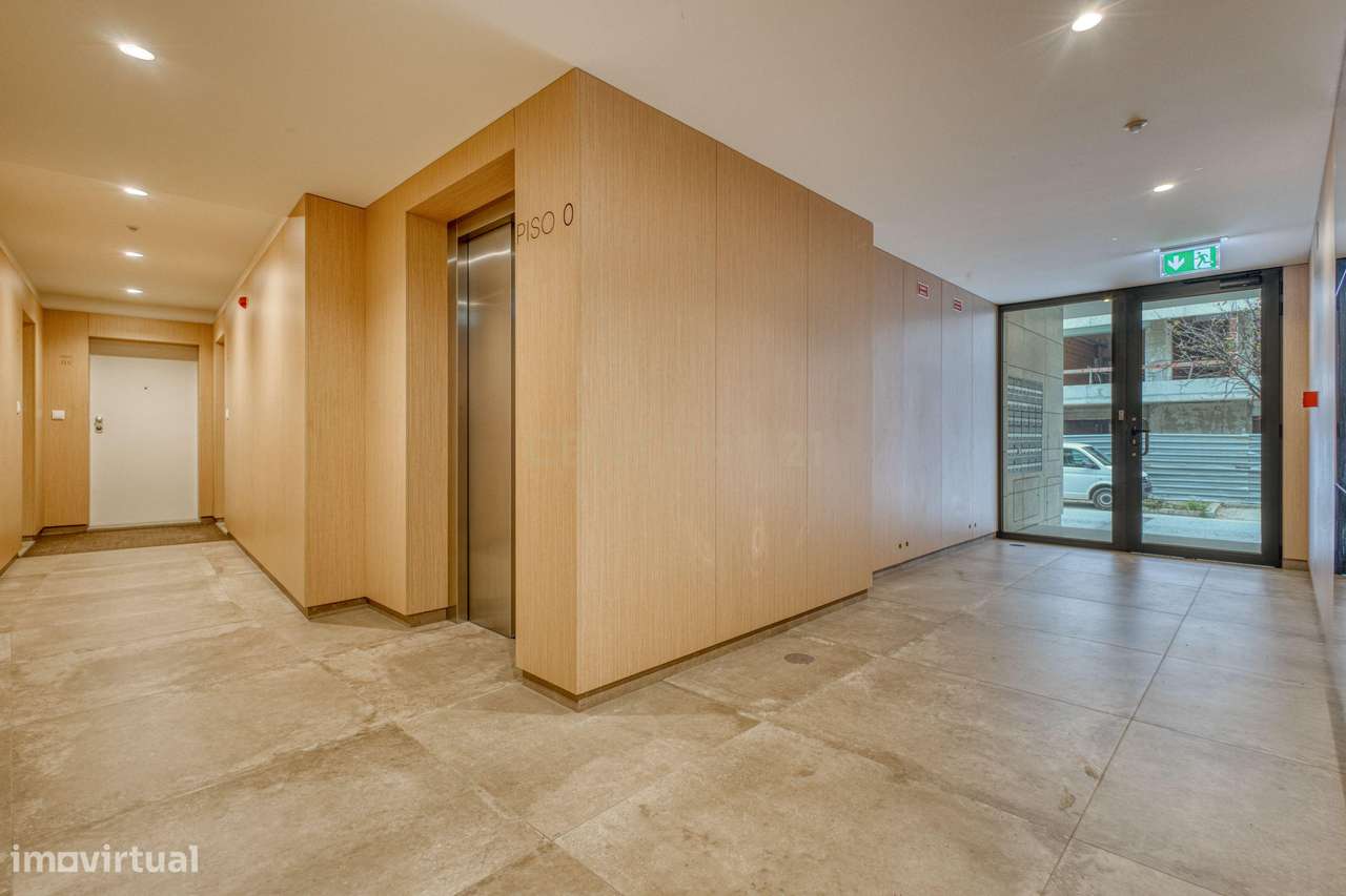 T2 Semi-Novo com varanda na Madalena-19