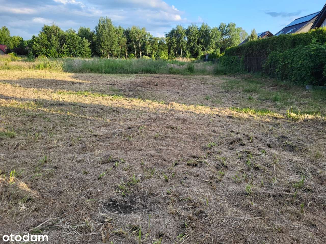 Działka budowlana 828 m² z mediami w atrakcyjnej cenie-3