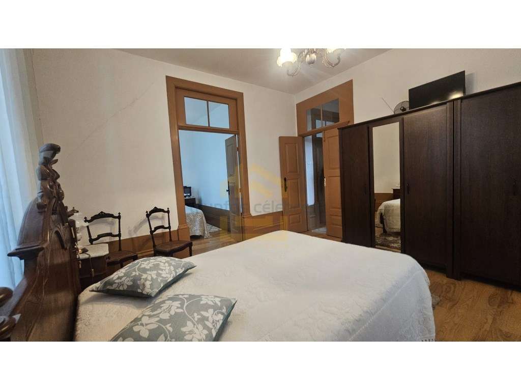 Moradia Rústica em Pedra T4 com Terreno - Póvoa de Varzim-24