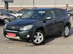 Toyota RAV4 2.2 D-4D Luxury - 1