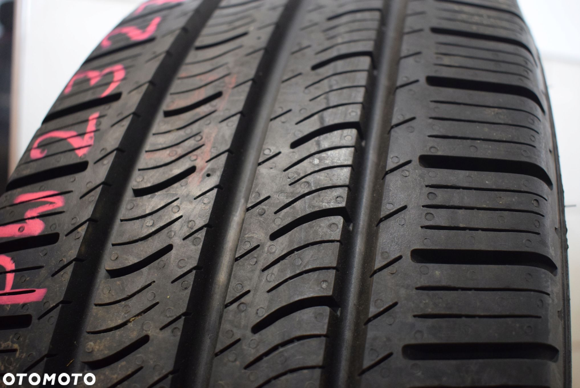 R16C 235/65 Pirelli Carrier All Season Wysyłka gratis! - 2