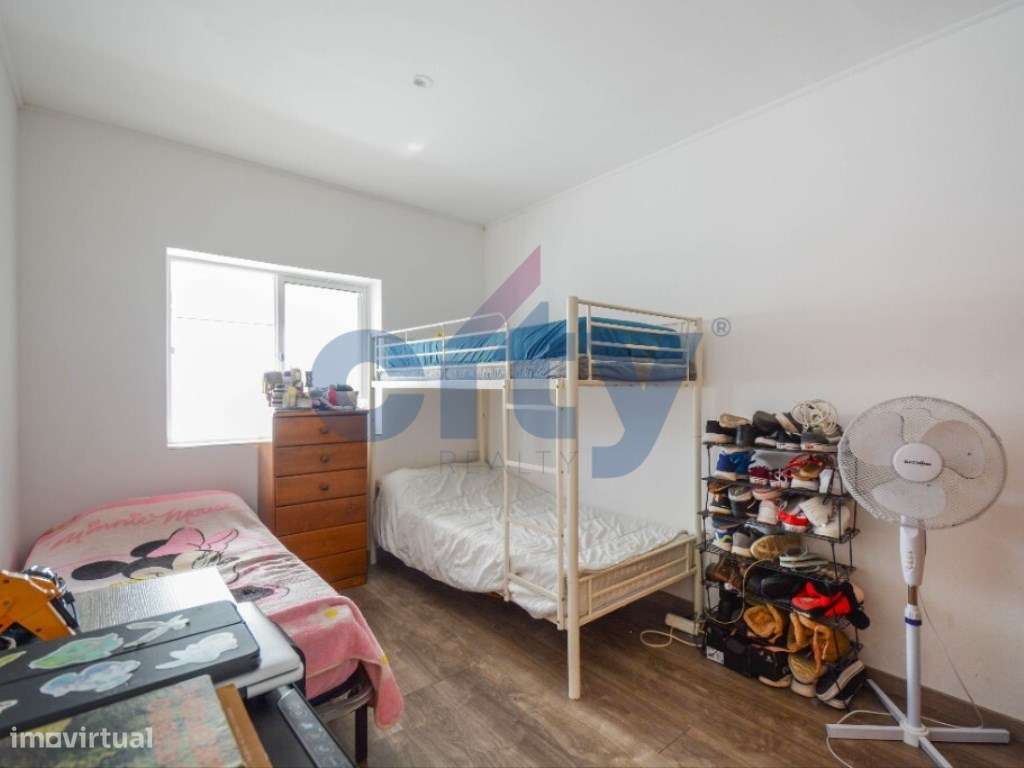 T1+1 Totalmente Remodelado com Varanda e Marquise | Pronto a Habita...-12