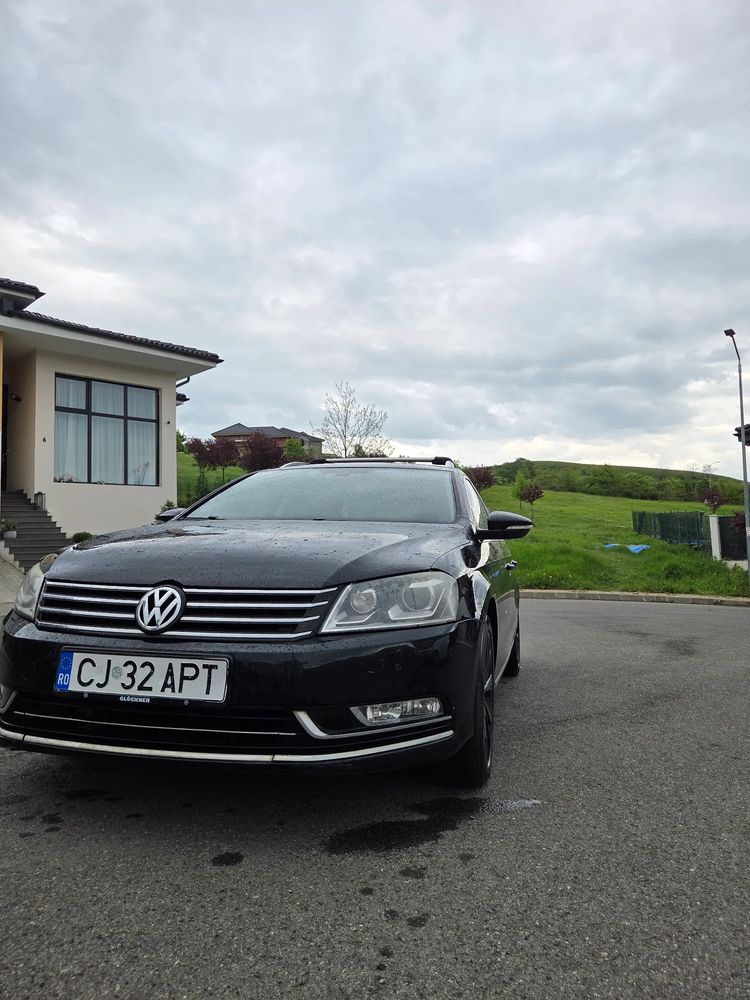Volkswagen Passat B7 [2010 - 2014] 2.0 TDI DSG BlueMotion Technology Highline 2013