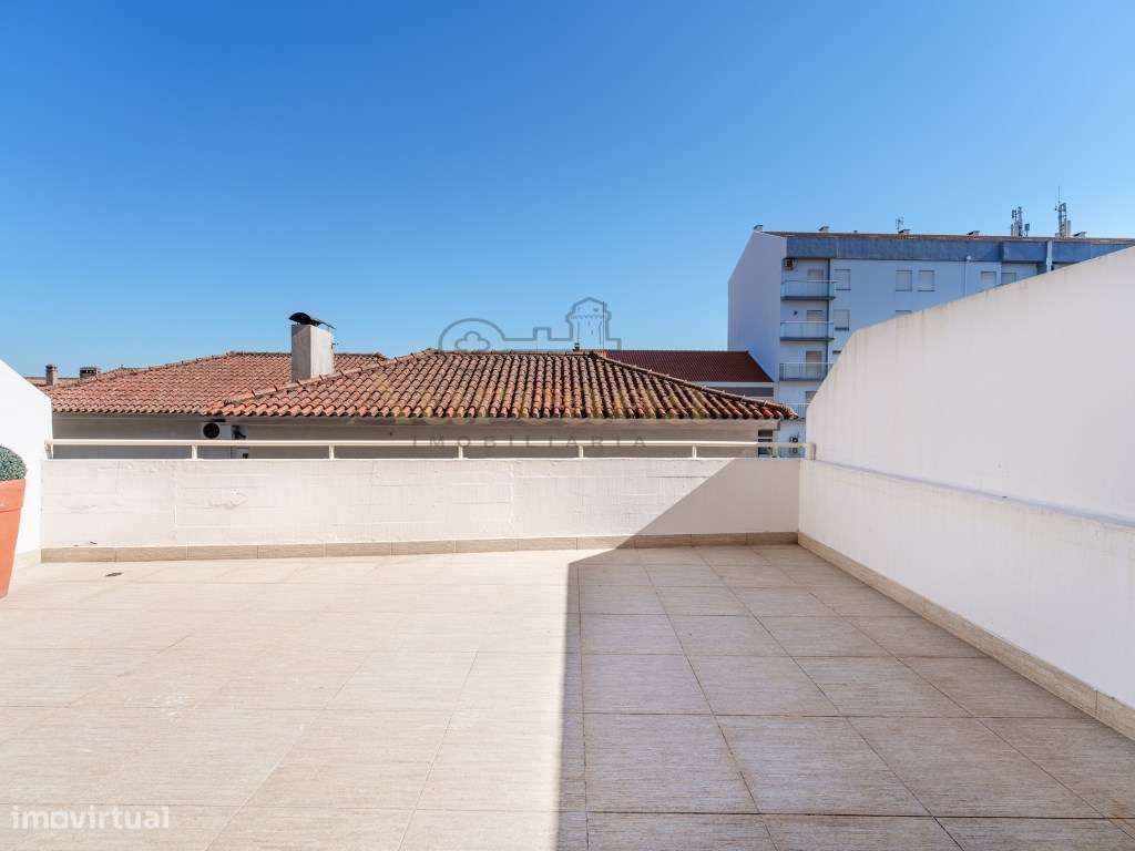 Apartamento T3 Centro de Ourém - Prédio com elevador-30