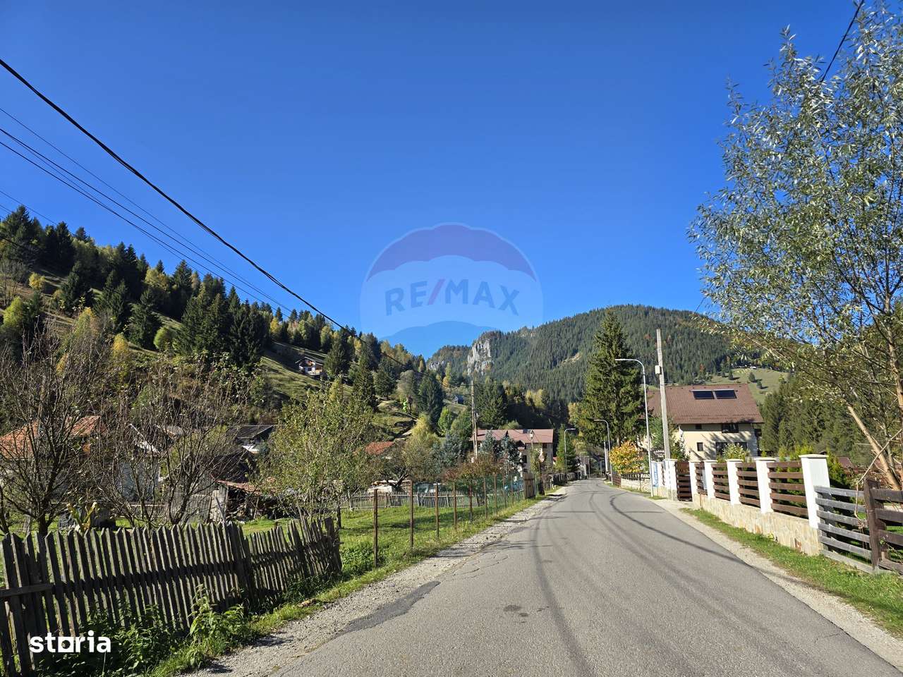 Vila / Pensiune / Camin / Azil seniori, zona superba Moeciu, parcare-4