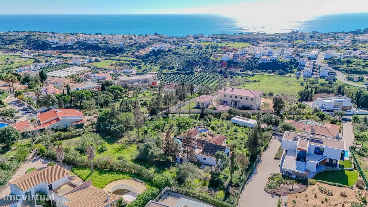 Terreno Com Vista Mar Para Construcao De Condominio Exclusivo Cerro