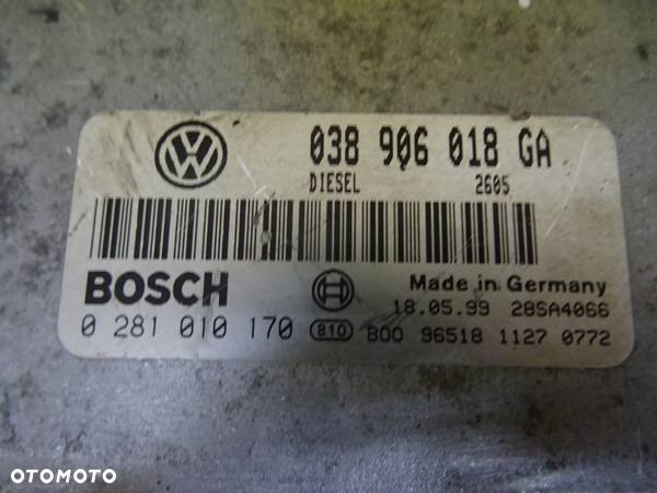 KOMPUTER SILNIKA VW PASSAT B5 038906018GA / 0281010170 NR452 - 2