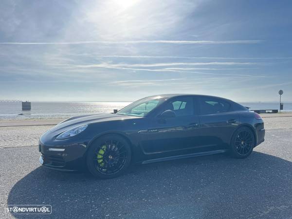 Porsche Panamera Turbo S E-Hybrid - 1