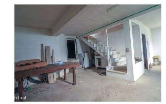 Moradia t8 em Peraboa-10