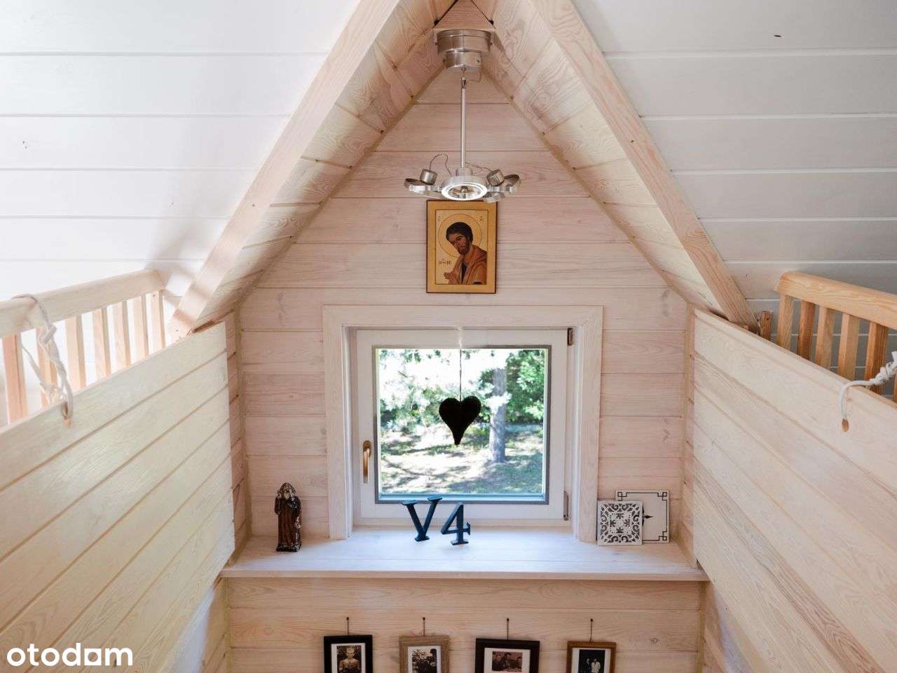 Sprzedam kameralny dom wśród jezior w miejscowości-10