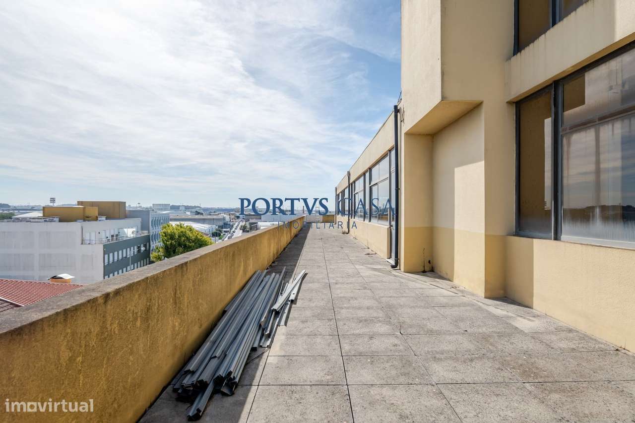 Escritório 309 m² com 456 m² de terraços e 206 m² de parqueamento-17