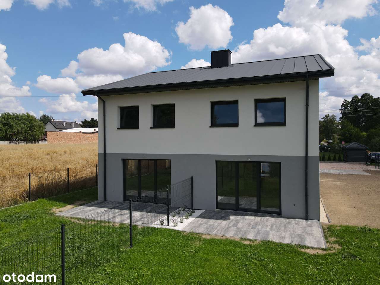 Nowoczesny dom w zabudowie bliźniaczej - Słomin-7