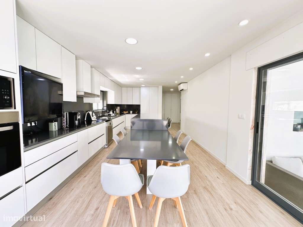 MORADIA T6 EM LOURES - Grande imagem: 5/56