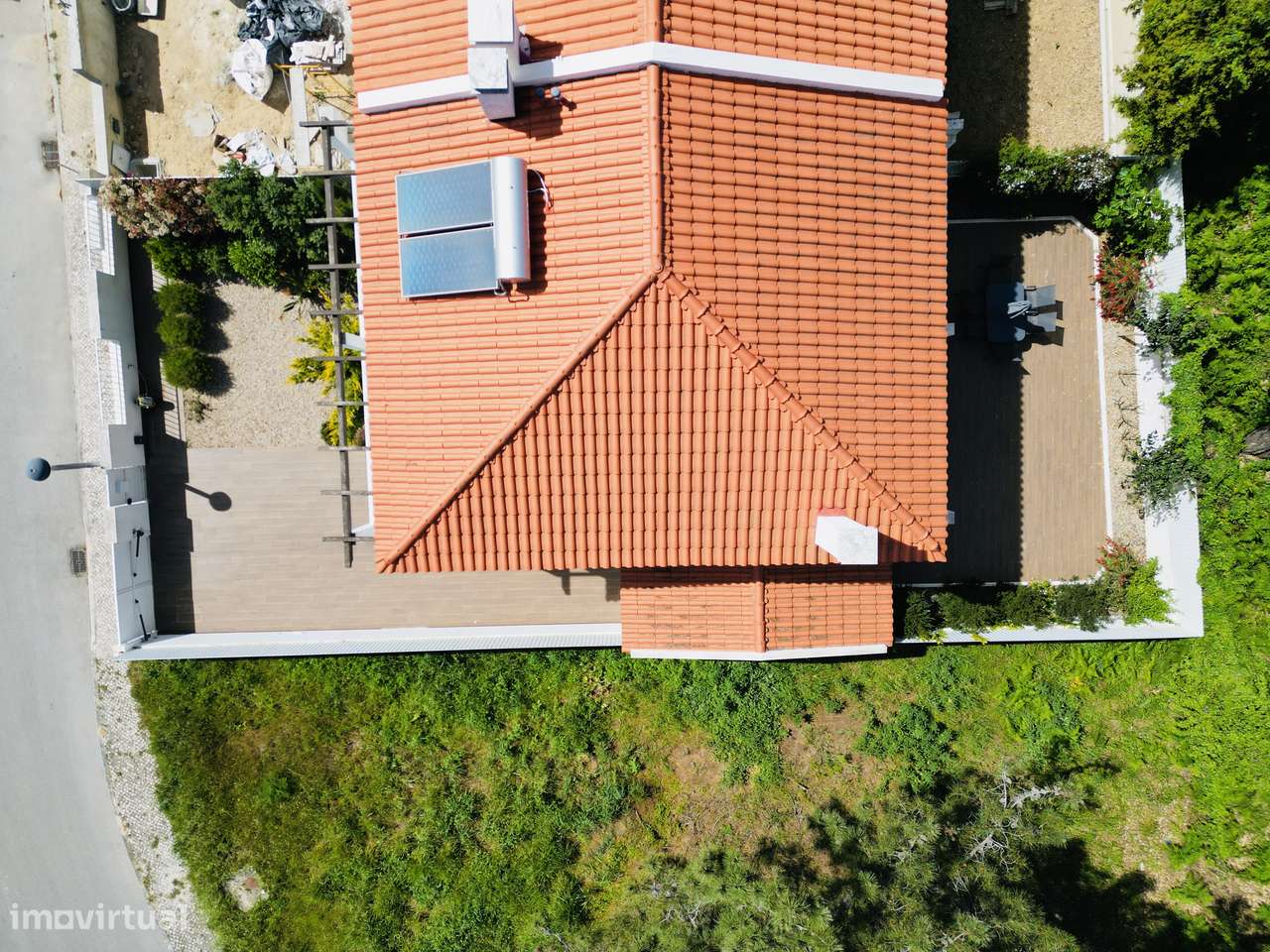 Moradia t3 garagem box jardim Charneca da Cotovia Sesimbra-4