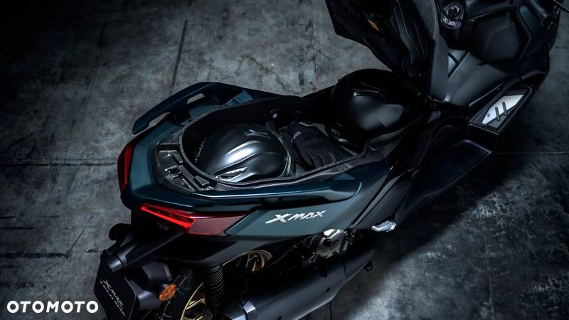 Yamaha X-max - 18