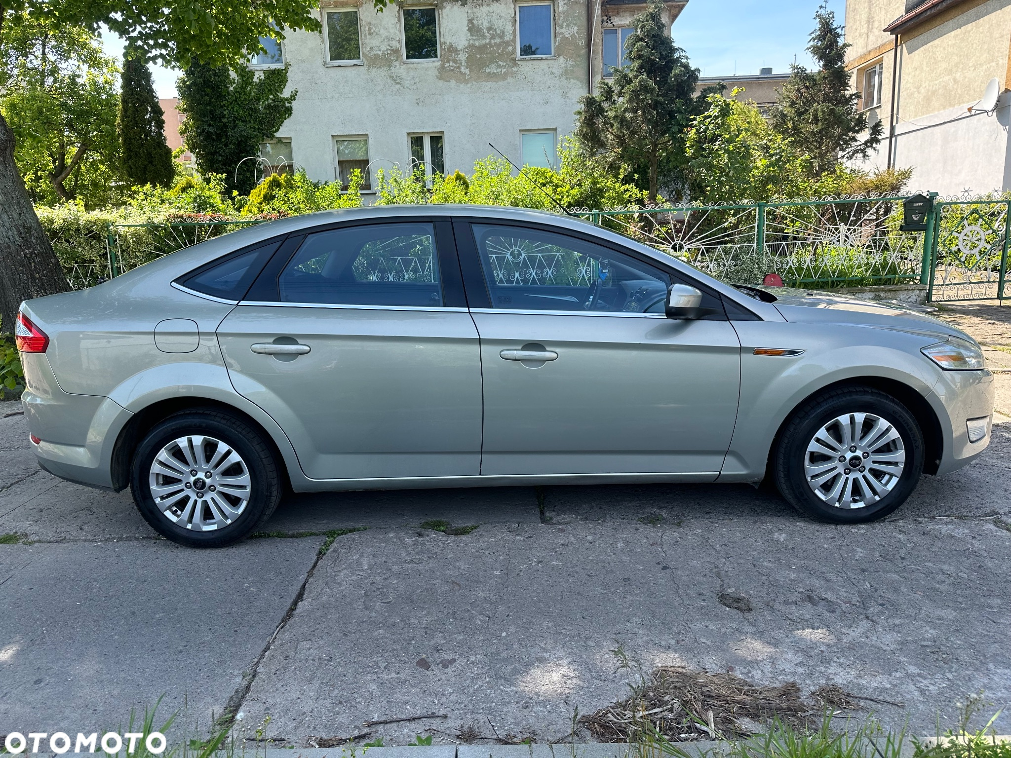 Ford Mondeo 2.2 TDCi Ghia - 12