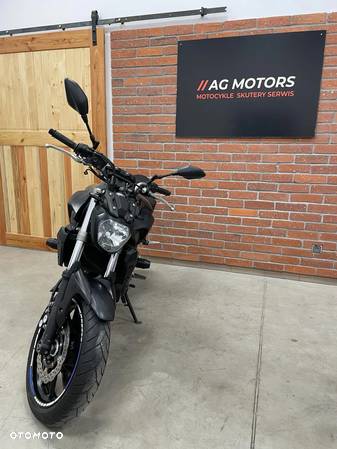 Yamaha MT - 5