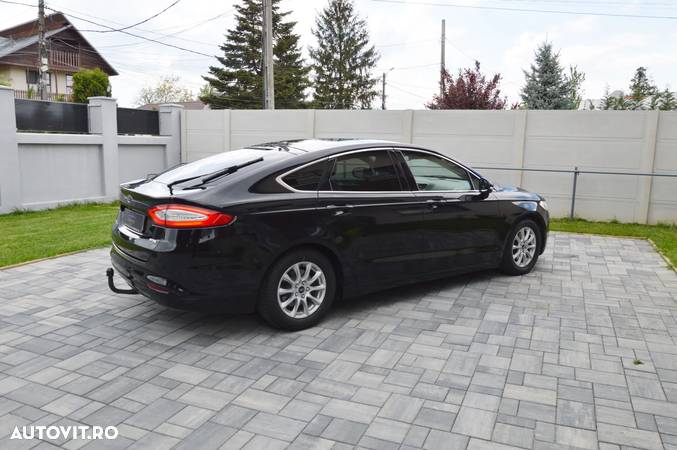 Ford Mondeo 1.5 TDCi ECOnetic Start-Stopp Titanium - 10