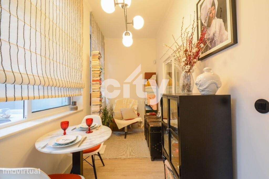 T1 Remodelado com Terraço Privativo | Praça da Espanha | Junto ao Jard-5