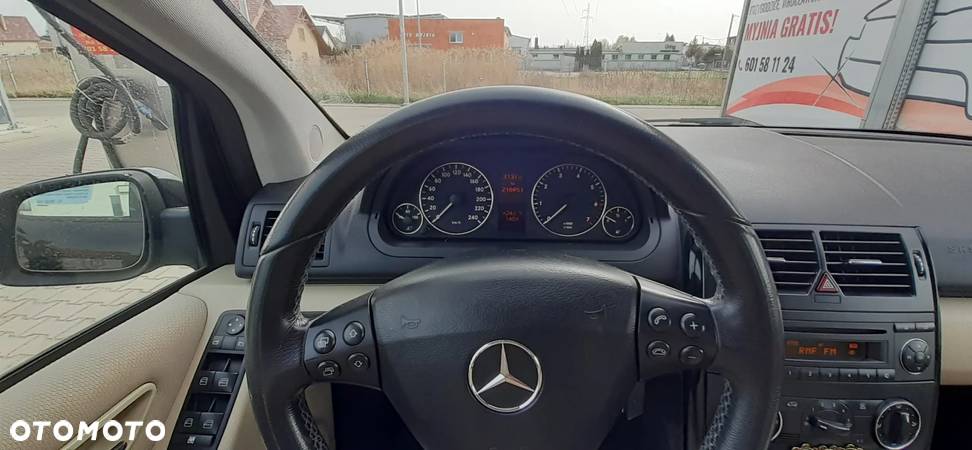 Mercedes-Benz Klasa A 160 BlueEfficiency - 13