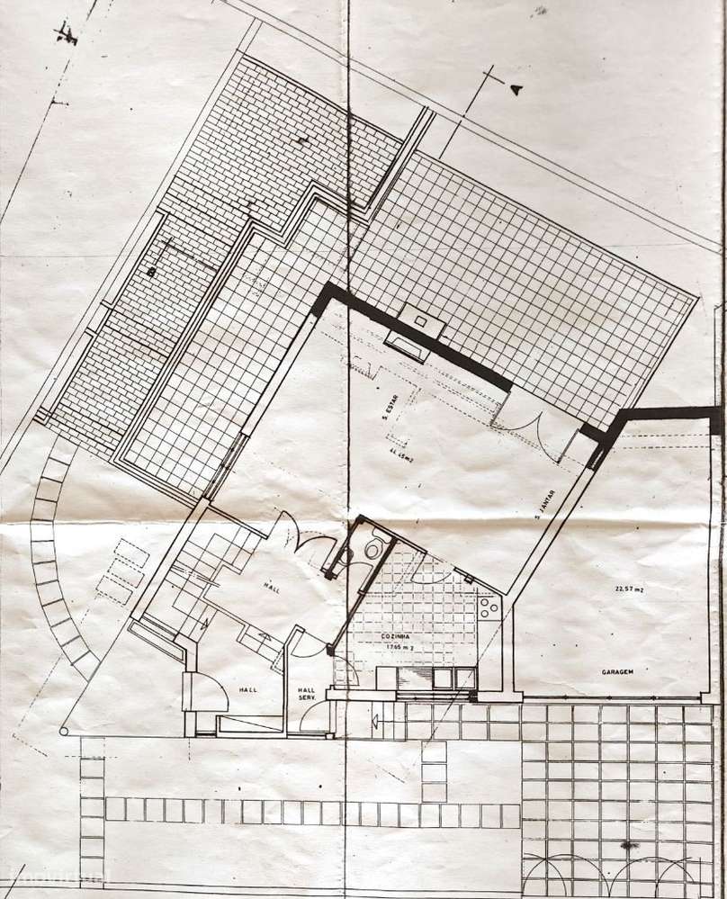 Moradia totalmente remodelada na melhor zona das Antas-55